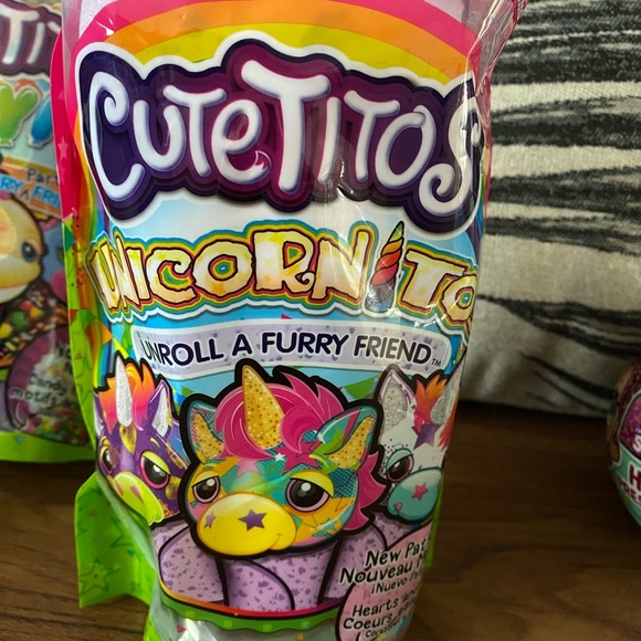 Lot of cutetitos and LOL Dolls - Picture 6 of 6